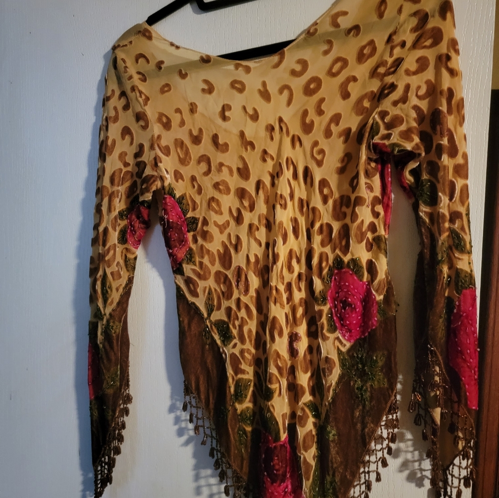 Women’s Mulin Rose Animal Print Beaded Top Size L